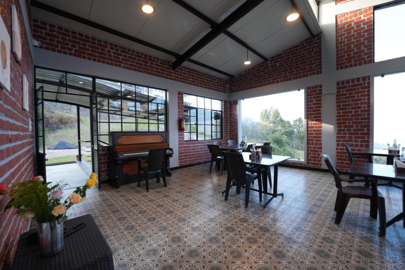 Aura Crimson Vistas Hotel Kodaikanal Luaran gambar