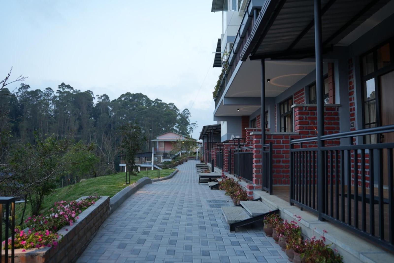 Aura Crimson Vistas Hotel Kodaikanal Luaran gambar
