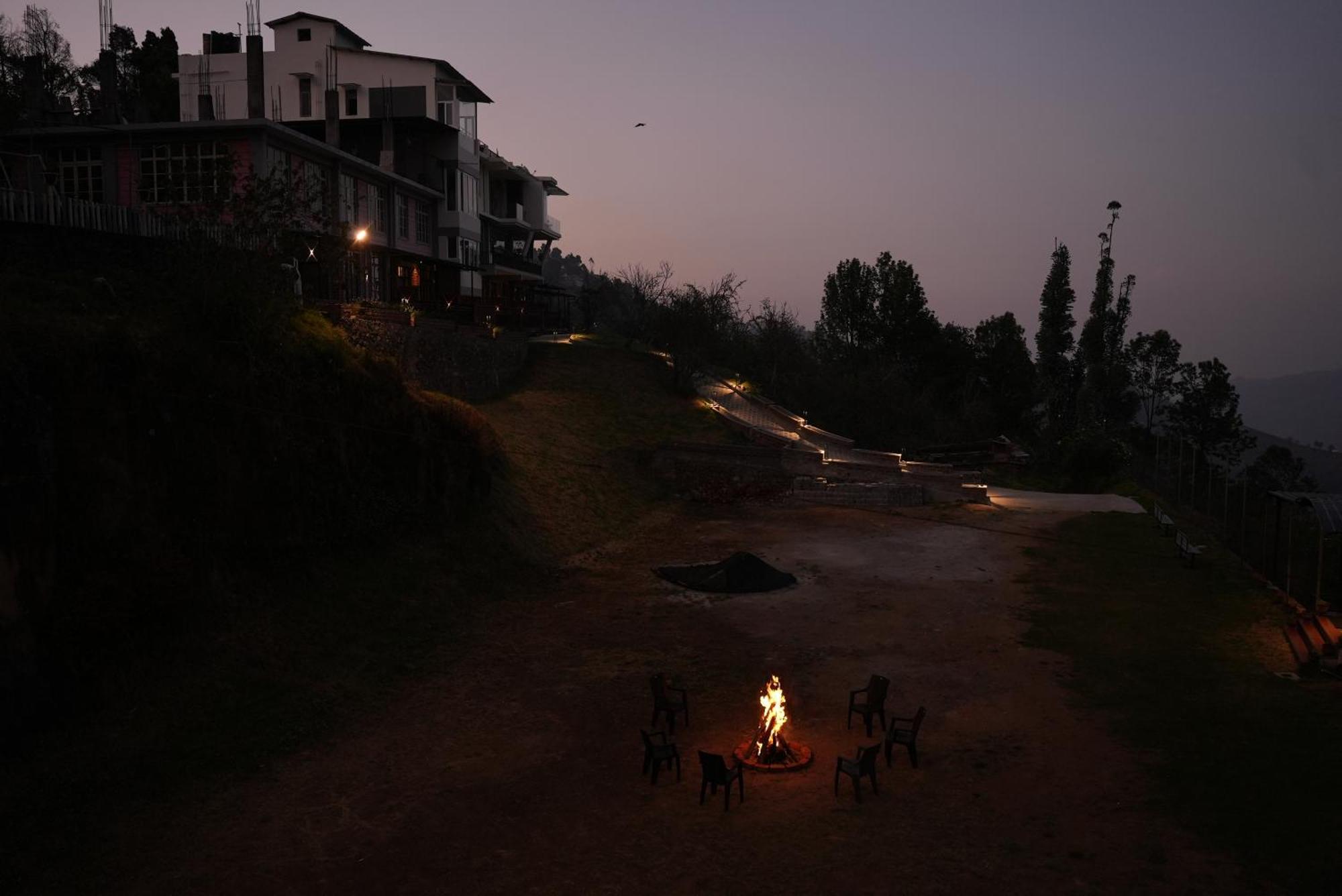 Aura Crimson Vistas Hotel Kodaikanal Luaran gambar